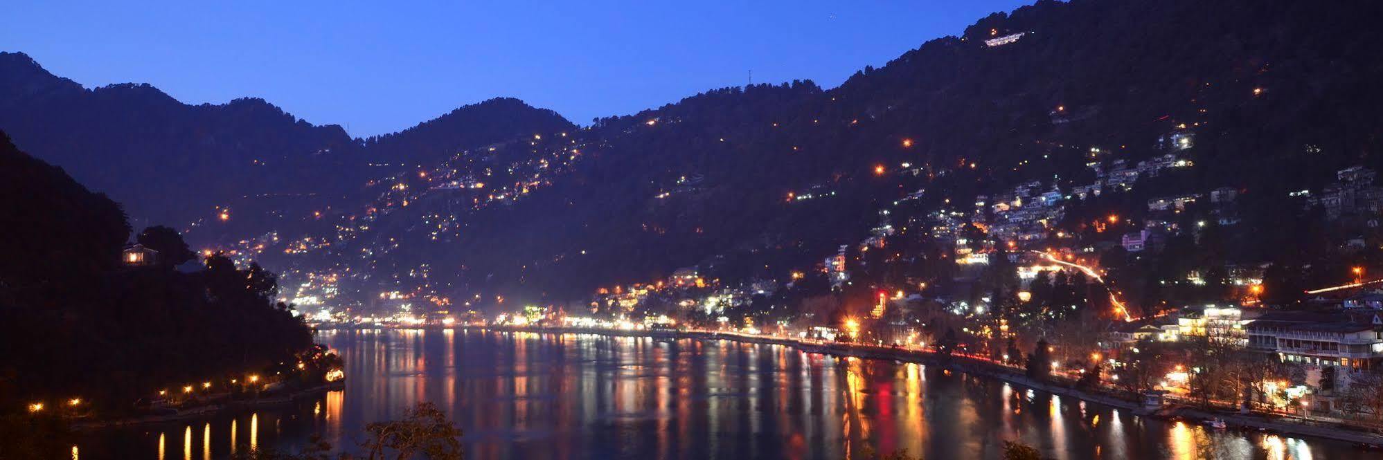 Himalaya Hotel Nainital Exteriör bild