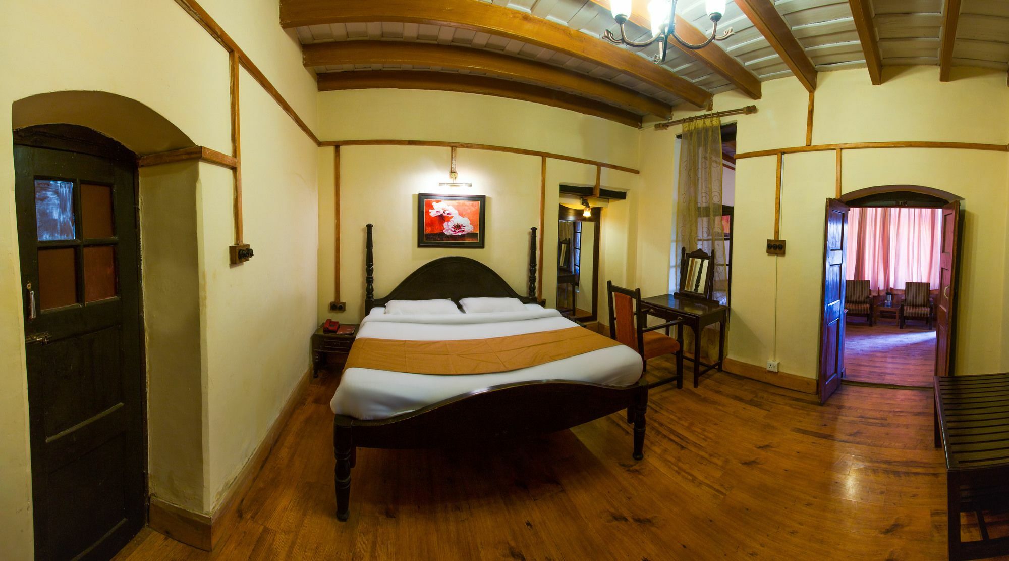 Himalaya Hotel Nainital Exteriör bild